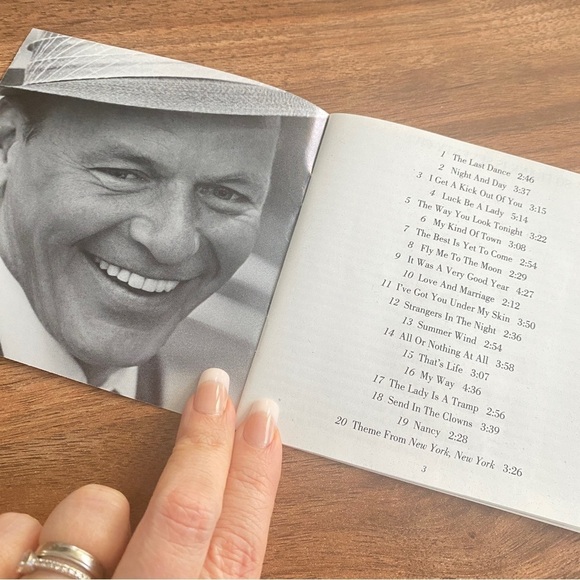 1991 Frank Sinatra - Sinatra Reprise The Very Good Years CD - Picture 8 of 10